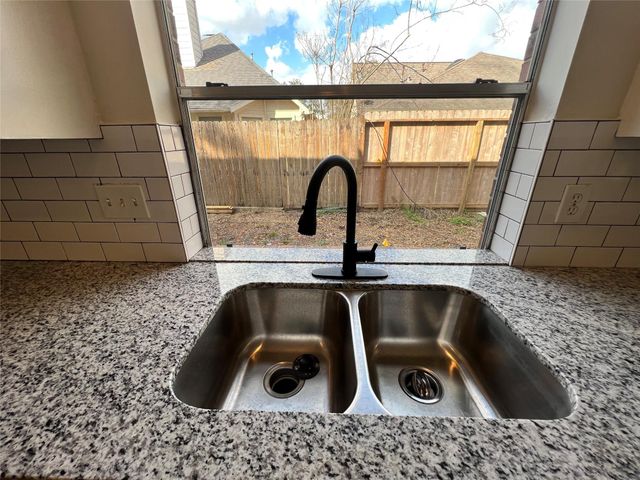 8726 Bridge Park Drive, Houston, TX 77064