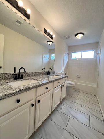 8726 Bridge Park Drive, Houston, TX 77064