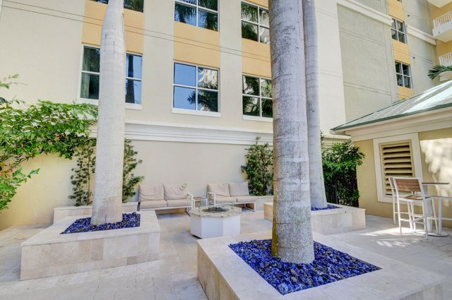 700 E Boynton Beach Boulevard 612, Boynton Beach, FL 33435