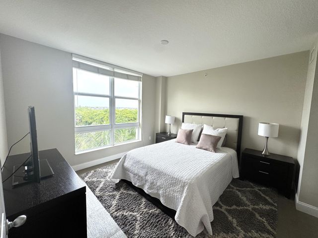 700 E Boynton Beach Boulevard 612, Boynton Beach, FL 33435