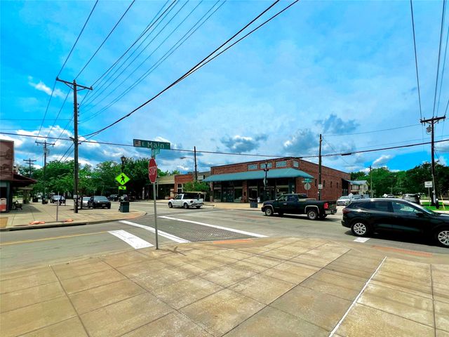 611 E Main Street, Forney, TX 75126