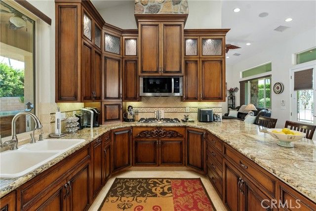 1221 Linda Vista, Palm Springs, CA 92262