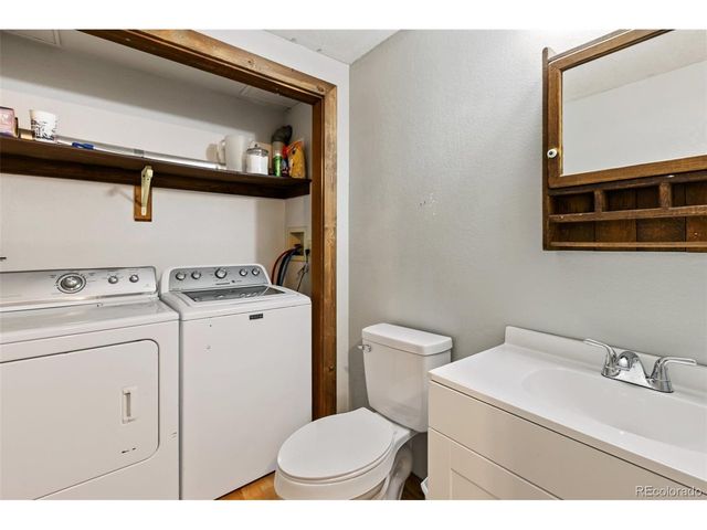 208 Illini Dr, Woodland Park, CO 80863