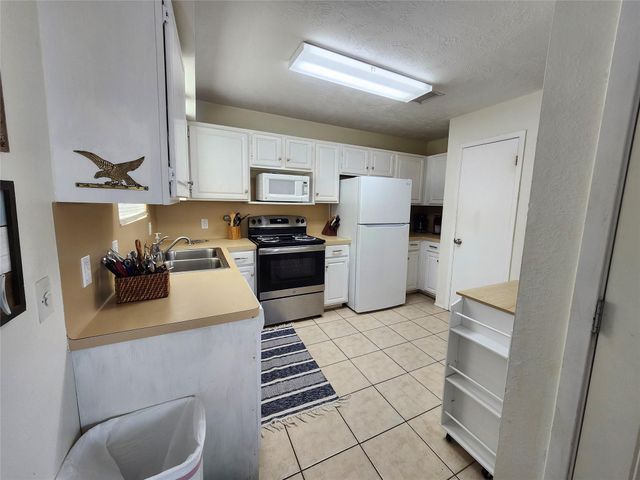 2422 Blue Water Highway CR257, Surfside Beach, TX 77541