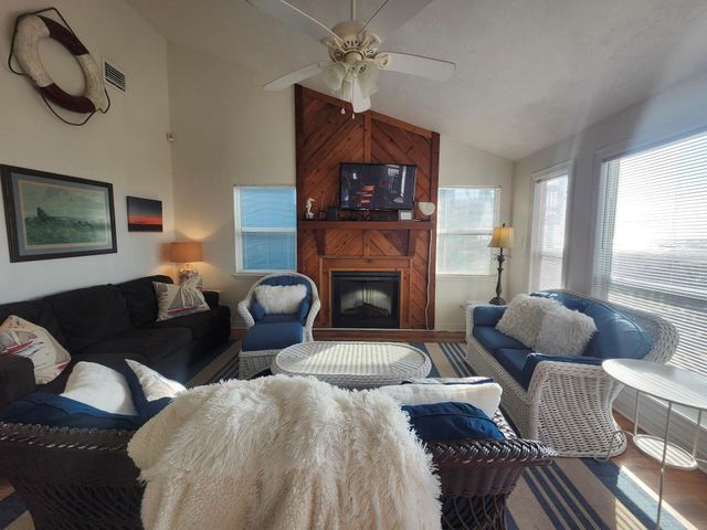 2422 Blue Water Highway CR257, Surfside Beach, TX 77541