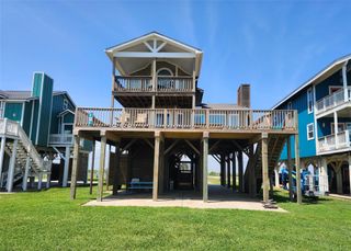 2422 Blue Water Highway CR257, Surfside Beach, TX 77541