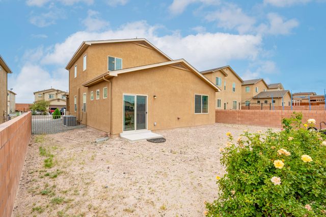 28 VISTA DEL CERRO Drive, Los Lunas, NM 87031