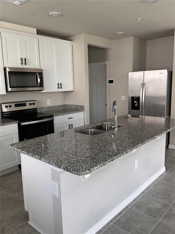 2040 MILKWEED STREET, Ocoee, FL 34761