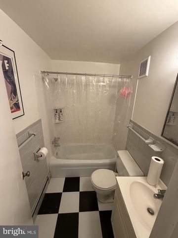 113 5TH ST NE, Washington, DC 20002