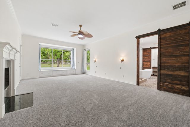 5501 Equestrian Drive, Granbury, TX 76049