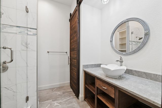 5501 Equestrian Drive, Granbury, TX 76049