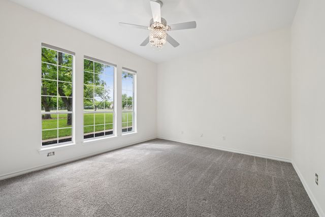 5501 Equestrian Drive, Granbury, TX 76049