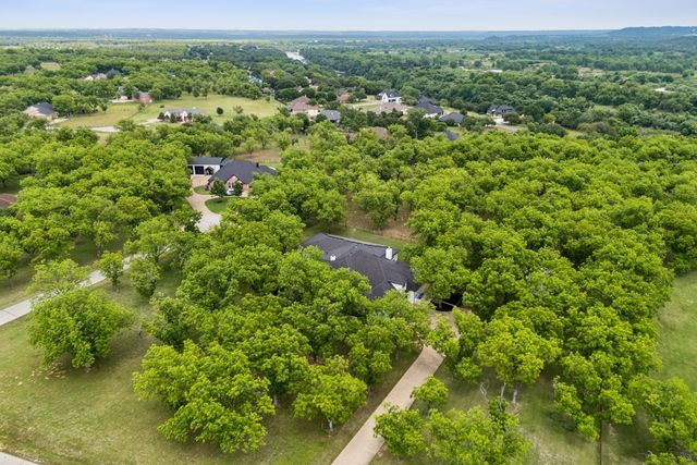 5501 Equestrian Drive, Granbury, TX 76049