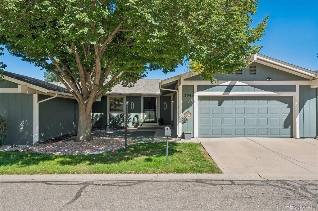 12044 E Maple Avenue, Aurora, CO 80012