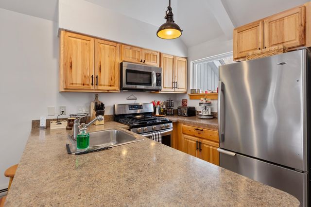329 Village Circle V8, Killington, VT 05751