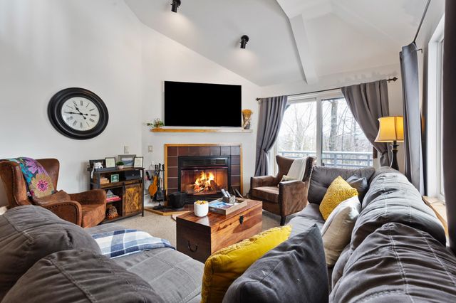 329 Village Circle V8, Killington, VT 05751