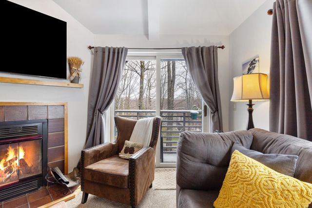 329 Village Circle V8, Killington, VT 05751