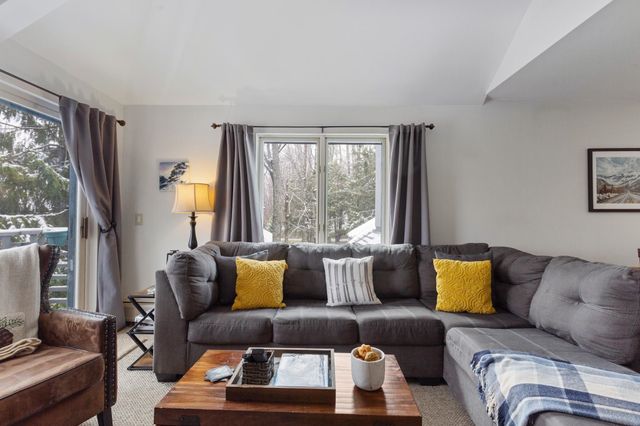 329 Village Circle V8, Killington, VT 05751
