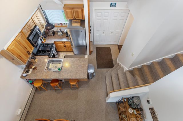 329 Village Circle V8, Killington, VT 05751