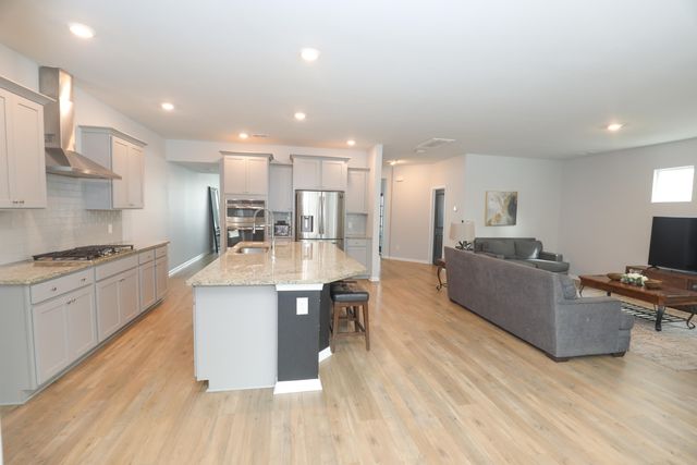 208 Garden Lily Lane, Summerville, SC 29485