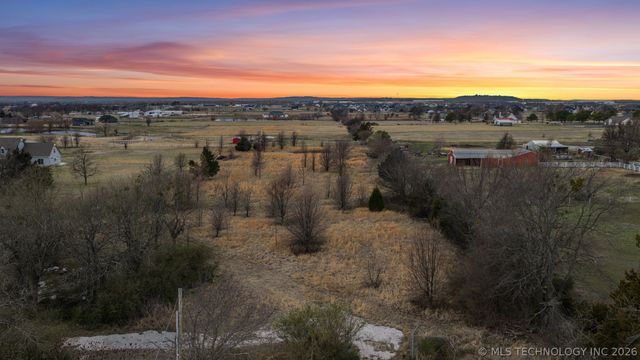 3 S Peoria Avenue, Glenpool, OK 74033