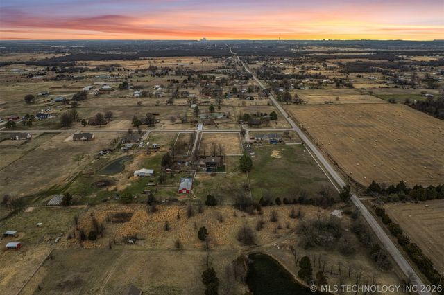 3 S Peoria Avenue, Glenpool, OK 74033