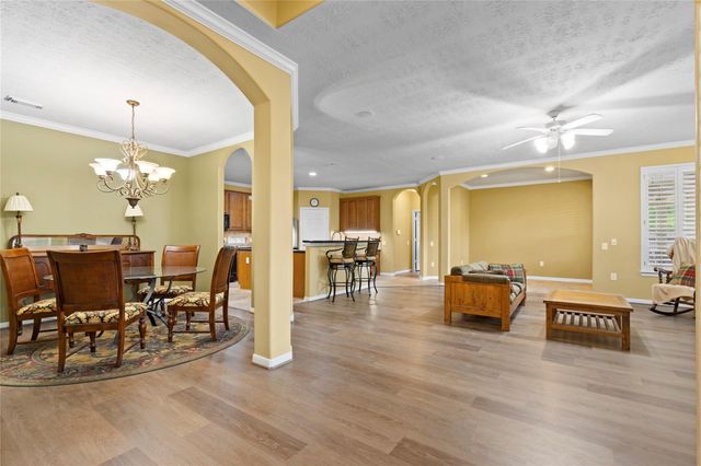 15 Dardenelle Court, Conroe, TX 77384