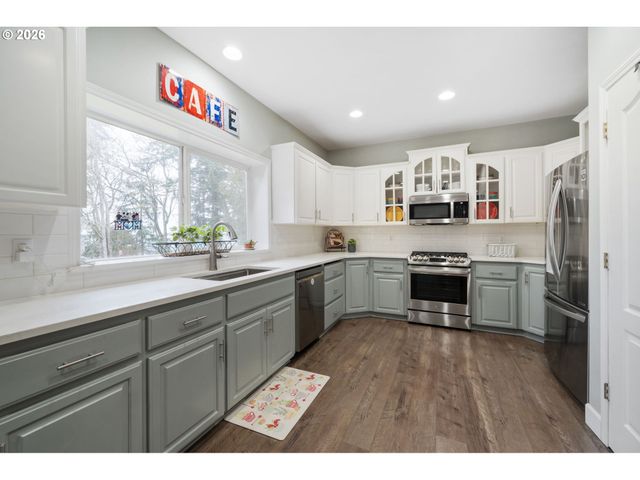 4527 Nw CENTER Ct, Camas, WA 98607