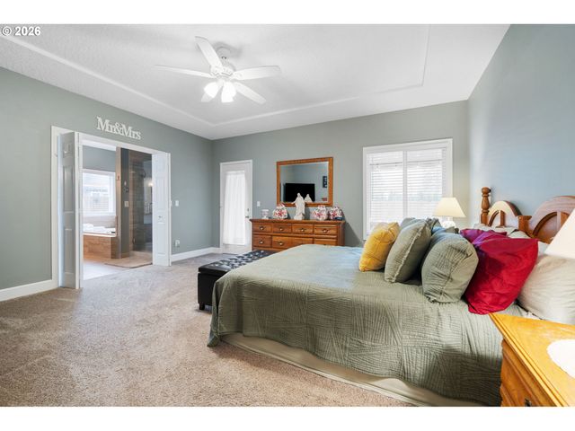 4527 Nw CENTER Ct, Camas, WA 98607