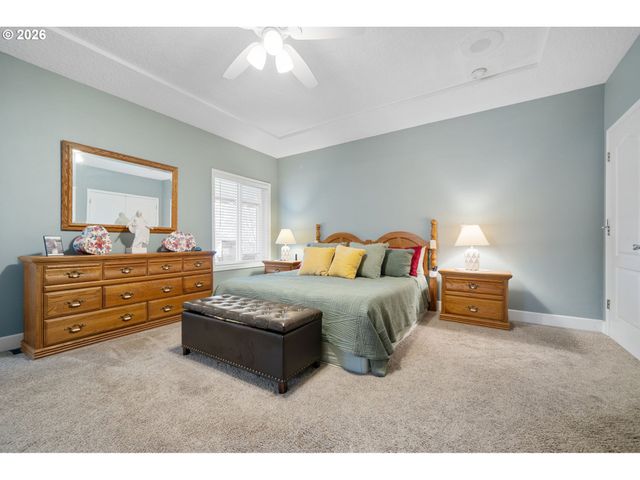 4527 Nw CENTER Ct, Camas, WA 98607