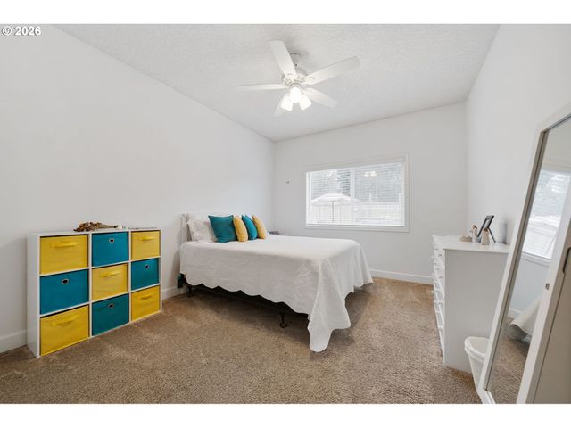 4527 Nw CENTER Ct, Camas, WA 98607