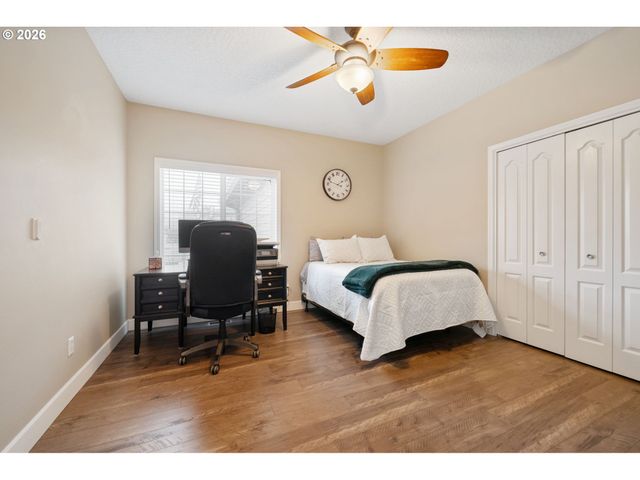 4527 Nw CENTER Ct, Camas, WA 98607