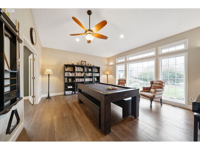 4527 Nw CENTER Ct, Camas, WA 98607