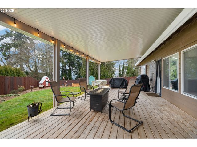4527 Nw CENTER Ct, Camas, WA 98607