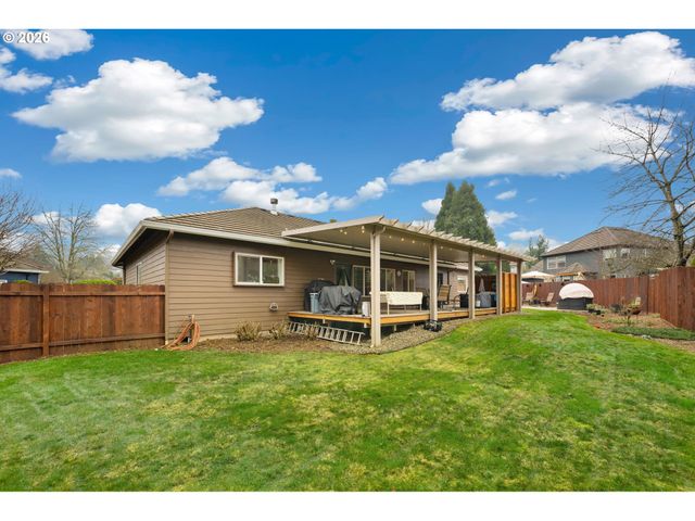 4527 Nw CENTER Ct, Camas, WA 98607