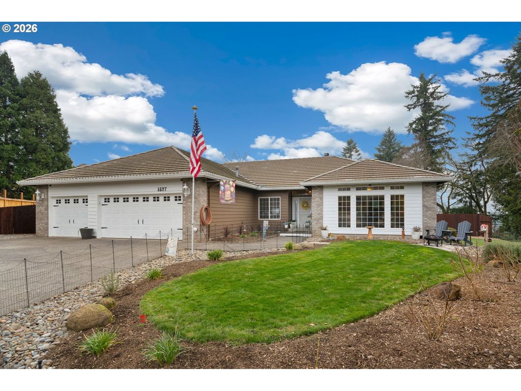 4527 Nw CENTER Ct, Camas, WA 98607