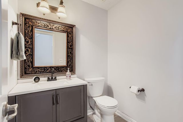 7530 Dogwood Falls Road, Houston, TX 77095