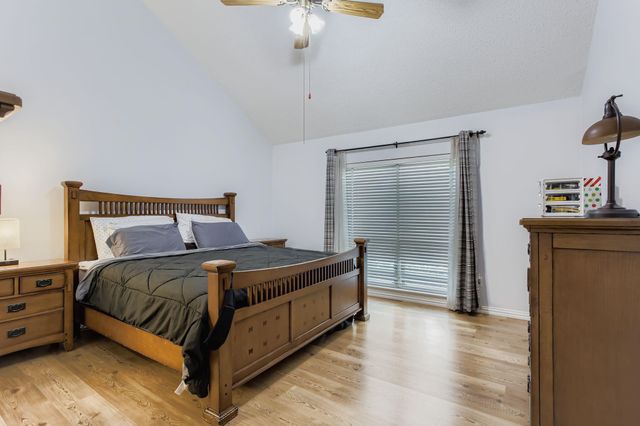 7530 Dogwood Falls Road, Houston, TX 77095