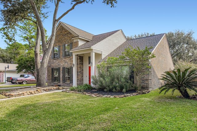 7530 Dogwood Falls Road, Houston, TX 77095