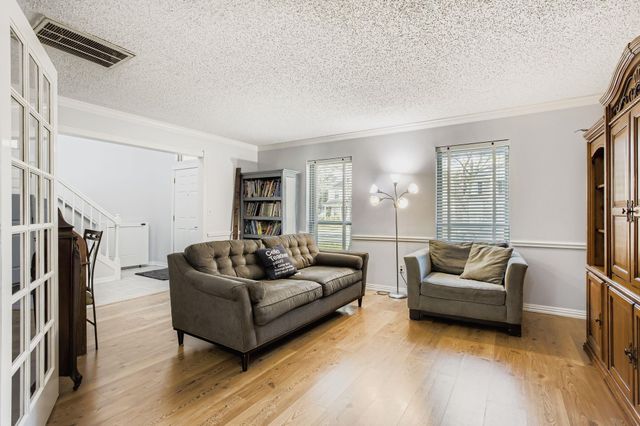 7530 Dogwood Falls Road, Houston, TX 77095