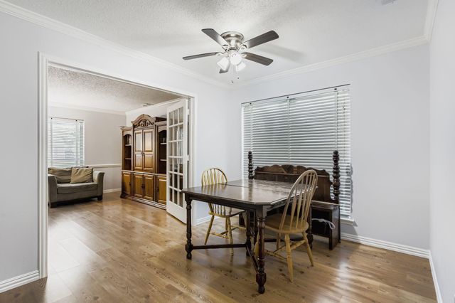 7530 Dogwood Falls Road, Houston, TX 77095