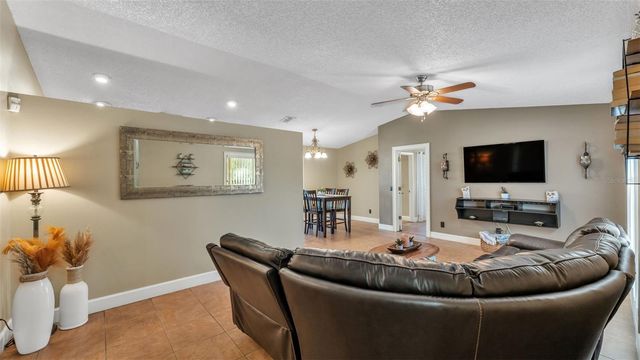 804 SCOTT LAKE VILLAGE N, Lakeland, FL 33813