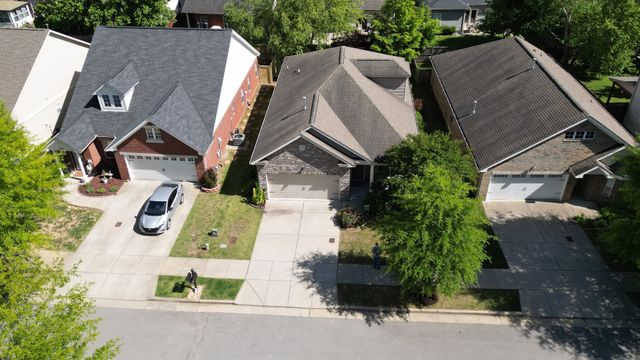 1620 Harpeth Run Dr, Nashville, TN 37221