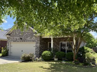 1620 Harpeth Run Dr, Nashville, TN 37221