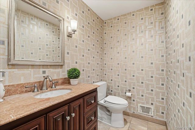 71 Midchester Avenue, White Plains, NY 10606