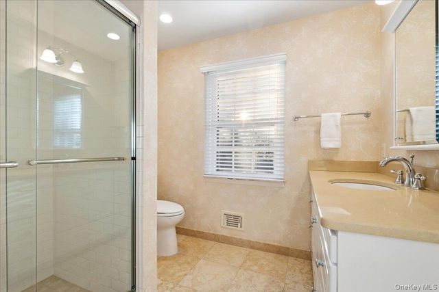 71 Midchester Avenue, White Plains, NY 10606