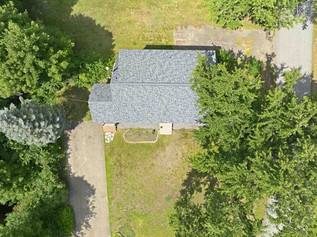15 Henderson Road, Gilford, NH 03249