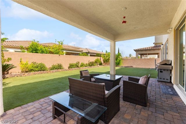 326 Grassy Pines Court, Las Vegas, NV 89148