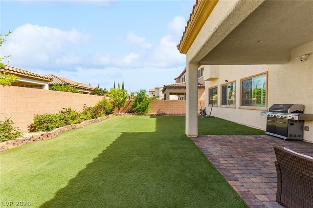 326 Grassy Pines Court, Las Vegas, NV 89148