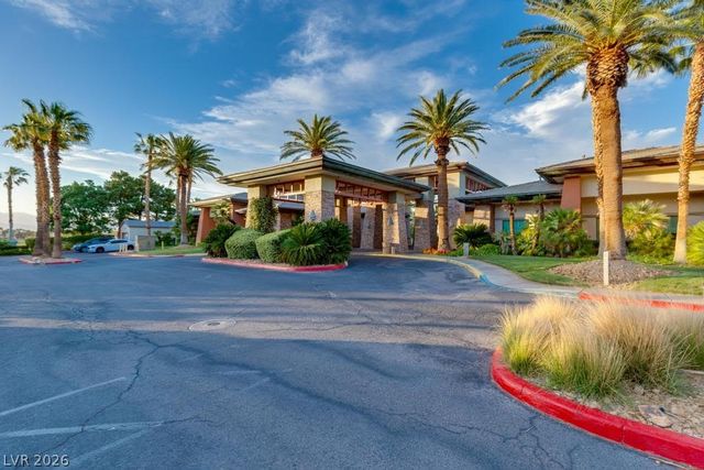 326 Grassy Pines Court, Las Vegas, NV 89148